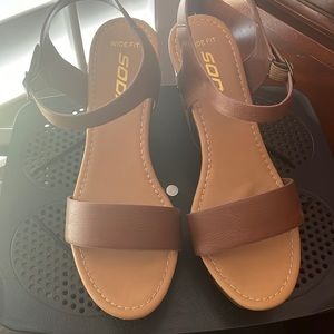 Brown/ Beige Wide Fit Soda Chunky Heel